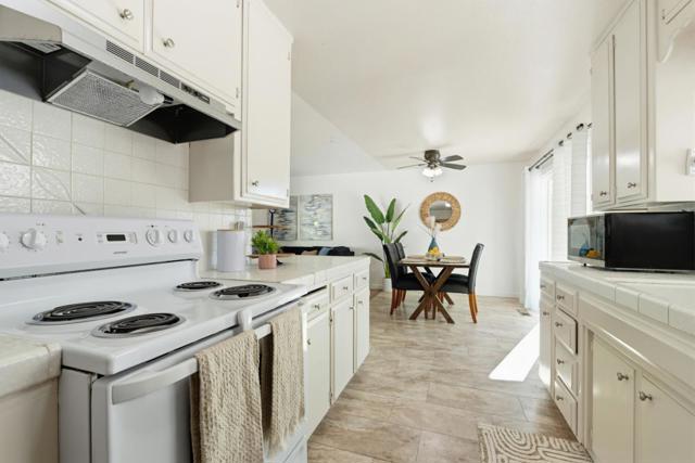 816 Bowen Avenue, Modesto CA: https://media.crmls.org/mediaz/0313b636-5007-47a2-a638-ac199911a155.jpg