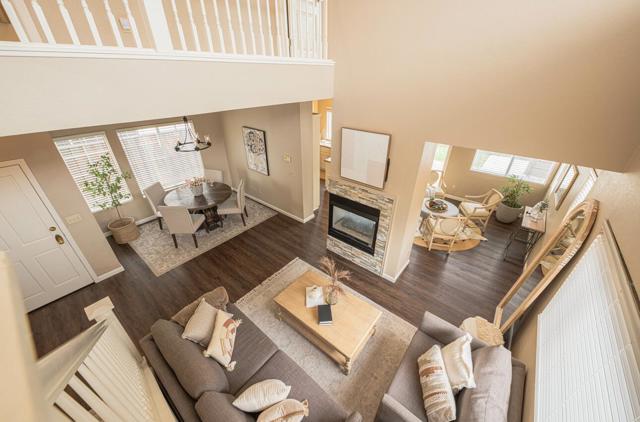 18106 Stonehaven, Salinas CA: https://media.crmls.org/mediaz/0314468c-7e5f-4345-a9d9-177f49d218a9.jpg