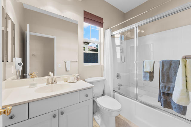 29555 Sandy Court, Cathedral City CA: https://media.crmls.org/mediaz/0314d8dd-976a-477d-8c6c-92e093b8954d.jpg