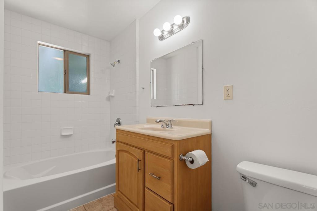 5204 Chollas Pkwy - photo 17