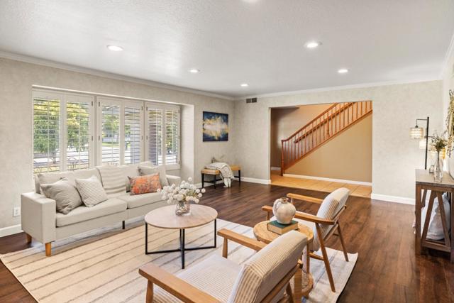 22820 Bravo Place, Salinas CA: https://media.crmls.org/mediaz/03152e17-585c-4c7f-9304-745b29994c54.jpg