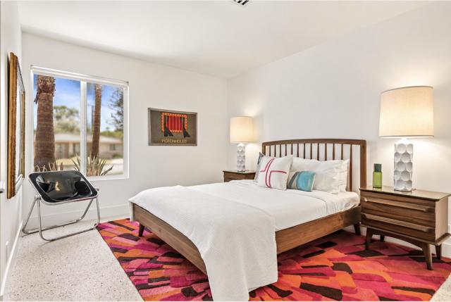 165 S Avenida Elenora, Palm Springs, CA 92262