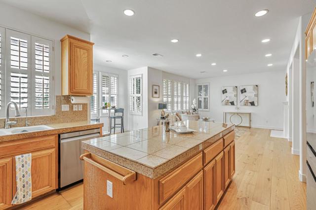 19175 Saffron Drive, Morgan Hill CA: https://media.crmls.org/mediaz/0315d59e-9b11-4426-98fc-55f3e20d2fdb.jpg