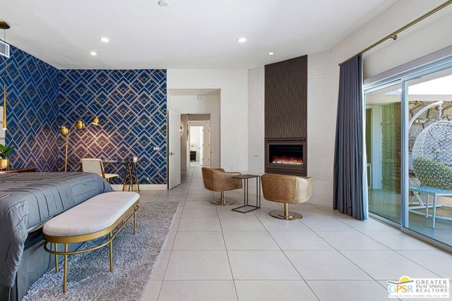 670 N Rose Avenue, Palm Springs, CA 92262
