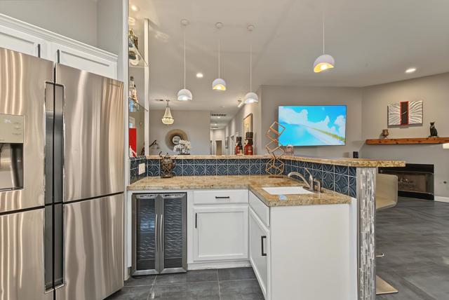 74075 W Petunia Place, Palm Desert, CA 92211