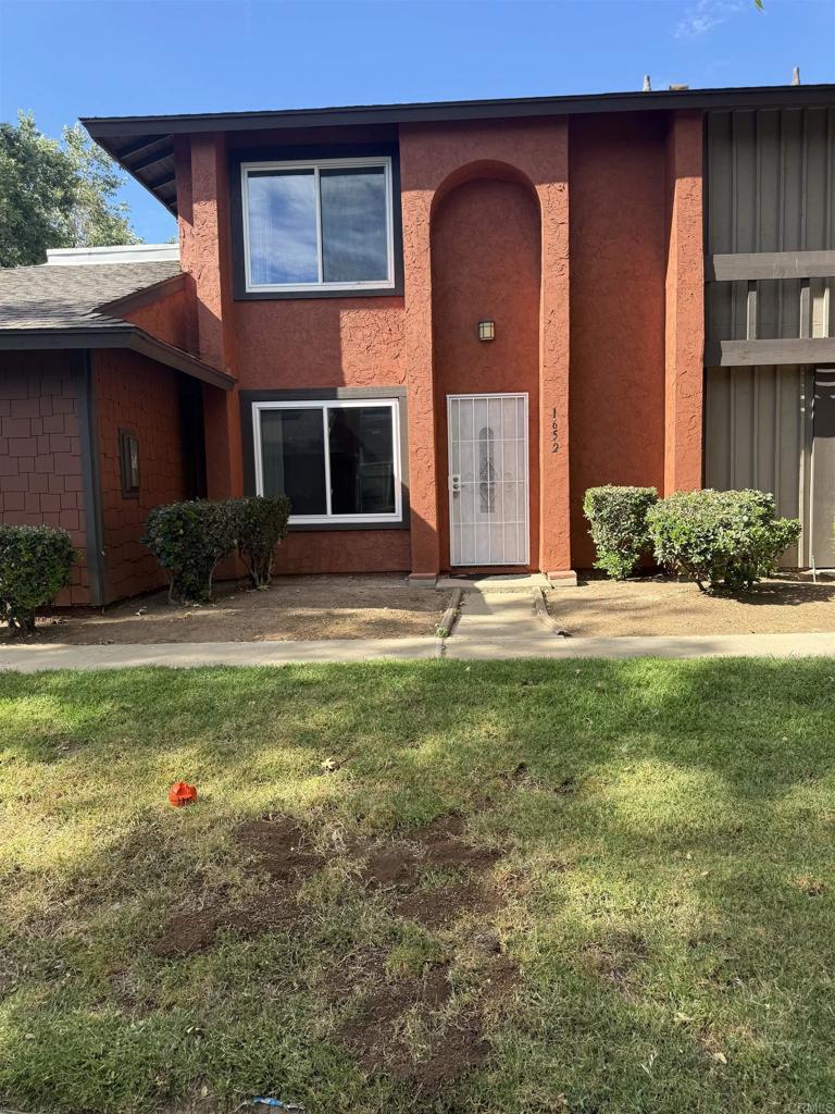 1652 E Summertime Drive #2