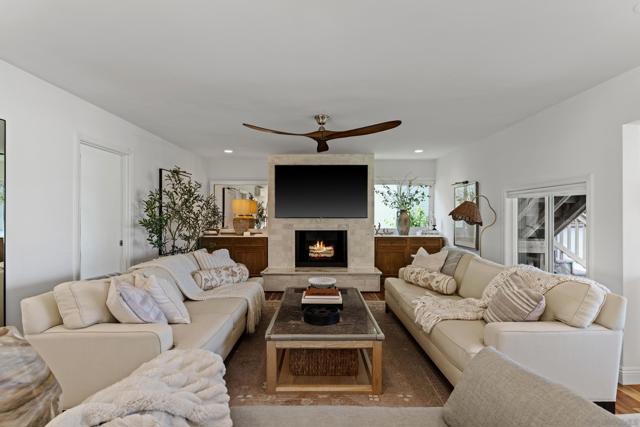 Image 13 of 45 For 8412 La Jolla Shores Dr