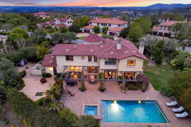 7727 Via Zafiro, San Diego CA: https://media.crmls.org/mediaz/03187c21-ed87-4339-8a66-78992848273f.jpg