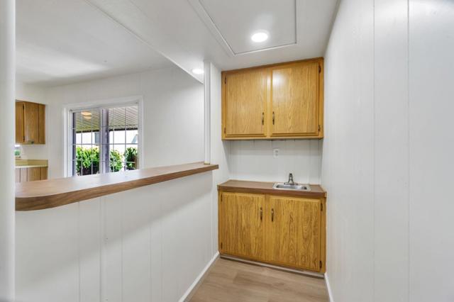 2097 Dalis Drive, Concord CA: https://media.crmls.org/mediaz/0318a15a-fc38-4764-882c-bad76811f556.jpg