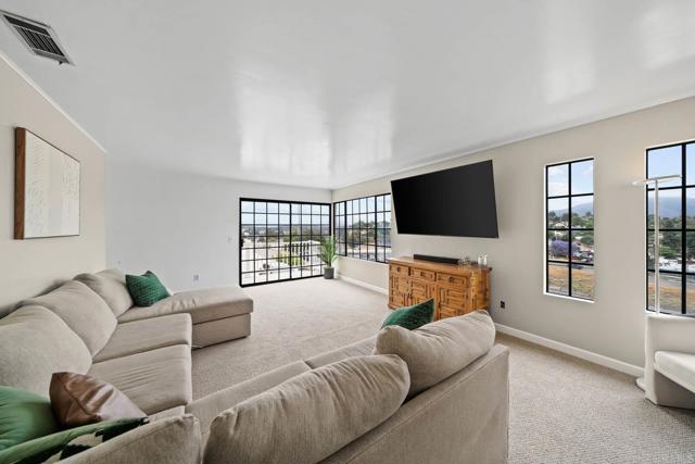 Home for Sale in Spring Valley