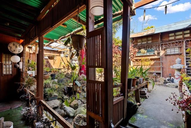 15241526 Irving Street, San Francisco CA: https://media.crmls.org/mediaz/0319b08b-7aff-4c4a-aac2-a55e78268d9b.jpg