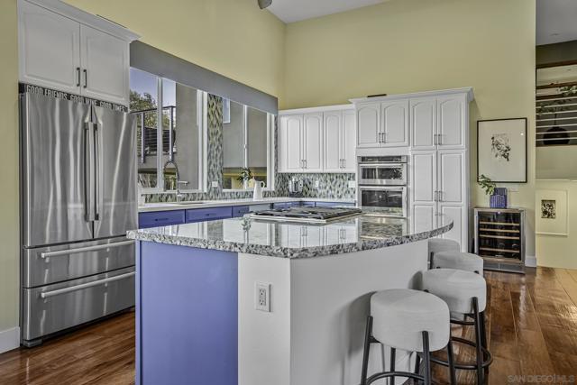 12902 Biscayne Cove, Del Mar CA: https://media.crmls.org/mediaz/031aebf0-e580-4975-b276-8e8734308e8f.jpg
