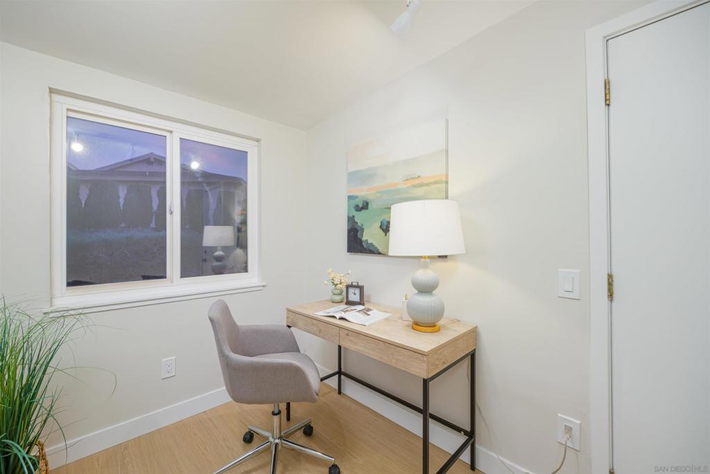 MLS #250045865SD image #17