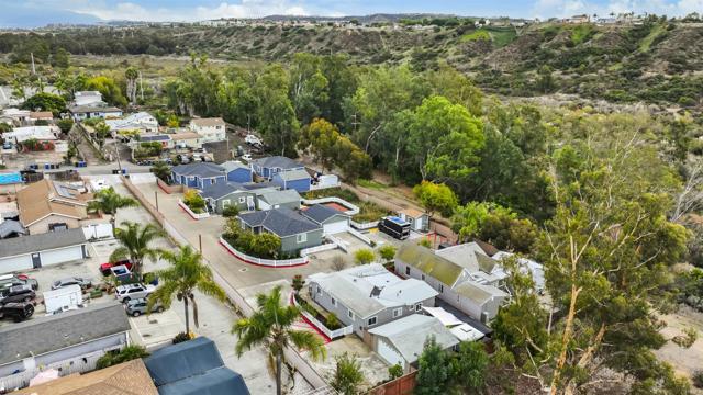 404 414 PALM AVENUE, Chula Vista CA: https://media.crmls.org/mediaz/031b69a3-5a2d-45f8-bf98-93c1a6c69099.jpg