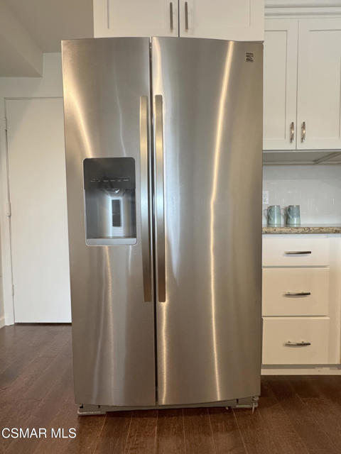 607 Valley Oak Lane, Newbury Park CA: https://media.crmls.org/mediaz/031ba479-a5a3-4243-8bcf-93eb349e31bb.jpg