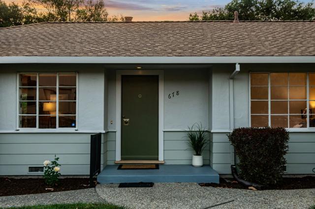 678 Chimalus Drive, Palo Alto CA: https://media.crmls.org/mediaz/031bf199-8a86-468d-a587-efae607f6e7c.jpg