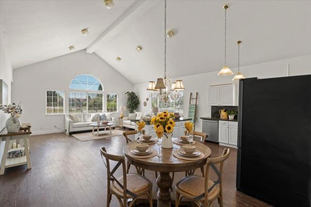 1080 Spring Grove Road, Hollister CA: https://media.crmls.org/mediaz/031dfe9c-6c81-4823-a6bc-436b7a1f27e2.jpg