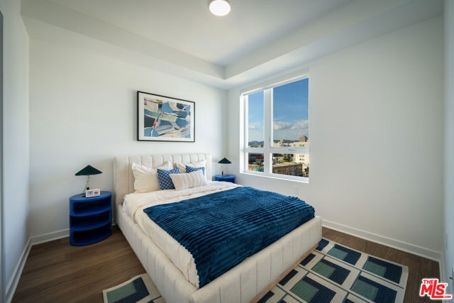800 Western Avenue, Los Angeles CA: https://media.crmls.org/mediaz/031ed241-24fe-4a84-9abc-547fc5e35b8d.jpg
