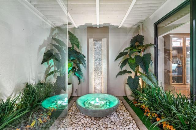 55197 Southern, La Quinta CA: https://media.crmls.org/mediaz/031fb68d-1ff0-4db9-b847-00ba4a25ee83.jpg