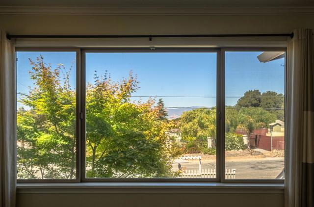 394 Mesa Road, Salinas CA: https://media.crmls.org/mediaz/03207b8d-55fe-4292-aba1-a2506f9084dd.jpg