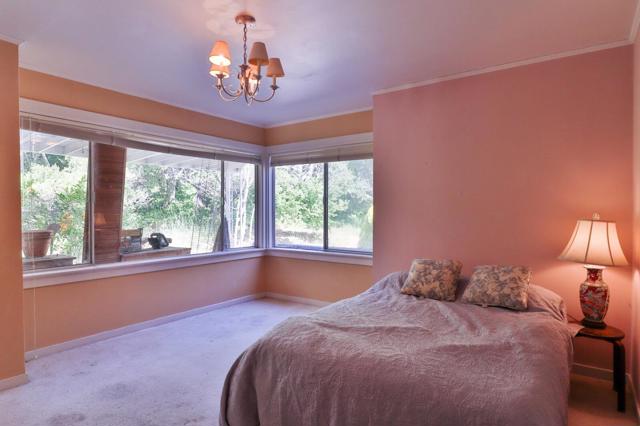 4980 Paradise Drive, Tiburon CA: https://media.crmls.org/mediaz/03207c70-4d85-4c98-9ba1-9a5c7e5b9185.jpg