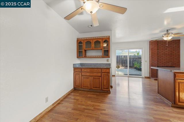 316 Meadows Dr, Vallejo CA: https://media.crmls.org/mediaz/03216776-3008-4e07-9412-787860855b13.jpg