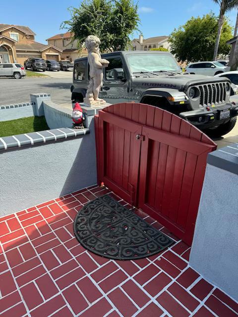 15 Twain Circle, Salinas CA: https://media.crmls.org/mediaz/0321743f-3935-4996-b3d0-caa97c190ada.jpg