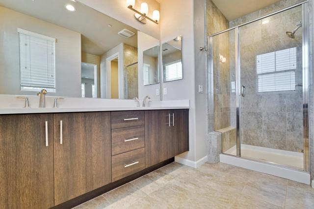 867 Maple Place, East Palo Alto CA: https://media.crmls.org/mediaz/0321af3a-05c9-44c2-8589-4b8e92545871.jpg