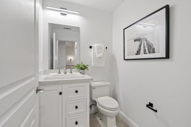 811 La Montagne Place, South San Francisco CA: https://media.crmls.org/mediaz/0321b94e-a9b6-4218-bc45-7b322b988e2f.jpg