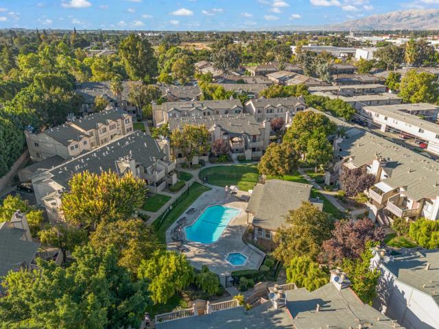 368 Coyote Creek Circle, San Jose CA: https://media.crmls.org/mediaz/03224f73-090b-463d-bcb1-39862ee19c63.jpg