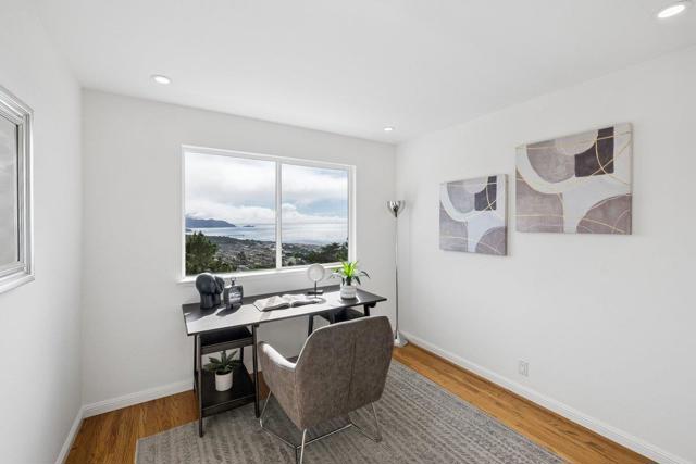 170 Beachview Avenue, Pacifica CA: https://media.crmls.org/mediaz/03231c98-42f4-406a-9e7f-8957ffb51e78.jpg