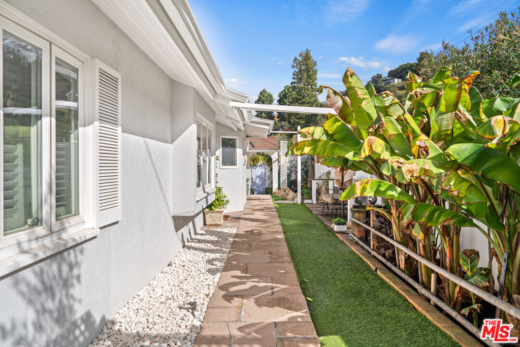 MLS #25619827 image #24