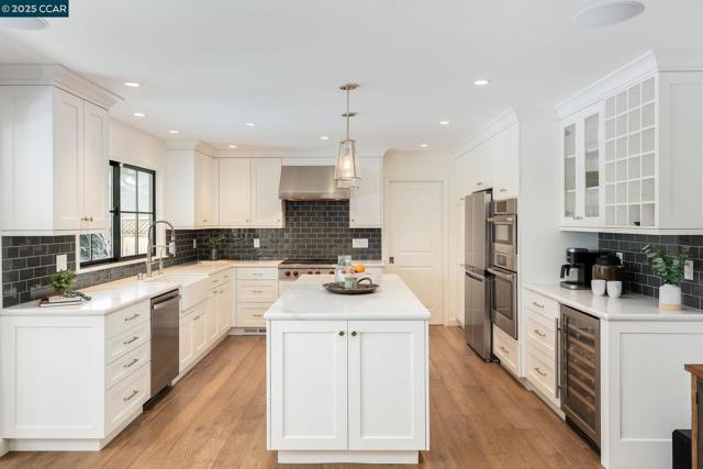 5400 Johnston Rd, Danville CA: https://media.crmls.org/mediaz/03252297-f63e-4b12-a4b4-309090b3069e.jpg