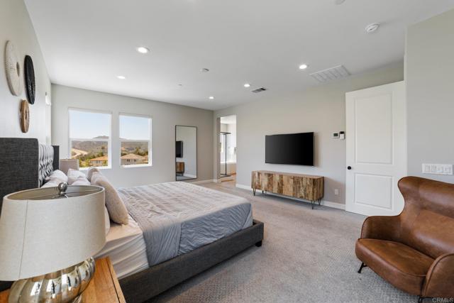 Detail Gallery Image 28 of 42 For 4650 Silent Knoll Dr, Fallbrook,  CA 92028 - 4 Beds | 3 Baths
