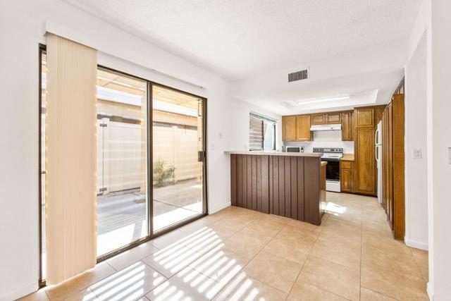 69738 Campana Court, Rancho Mirage CA: https://media.crmls.org/mediaz/03253ad6-3ce8-4a87-b260-d00aa9a980eb.jpg