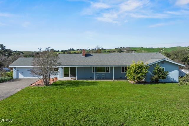 Detail Gallery Image 4 of 35 For 2465 Grand Ave, Los Olivos,  CA 93441 - 4 Beds | 2 Baths