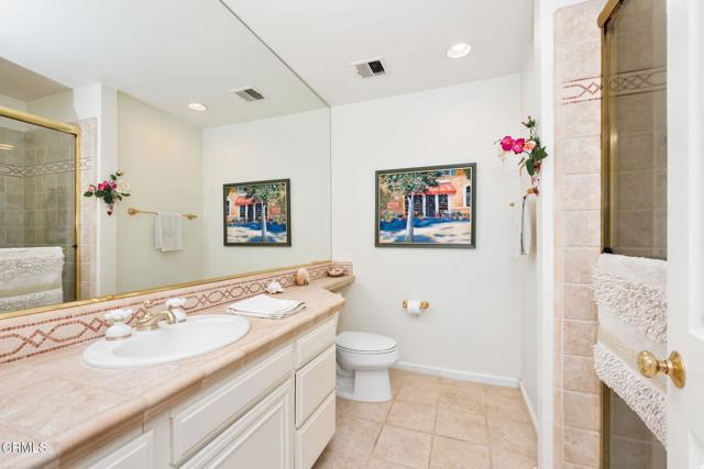 Detail Gallery Image 14 of 46 For 32108 Village 32, Camarillo,  CA 93012 - 2 Beds | 2 Baths