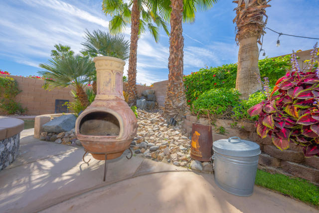 45595 Banff Springs Street, Indio CA: https://media.crmls.org/mediaz/032658f6-2167-4a24-bf44-121c7c77e971.jpg