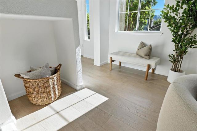 8 Parkgrove Drive, South San Francisco CA: https://media.crmls.org/mediaz/0327cea5-10b1-4cc2-a615-86e01553a7c7.jpg