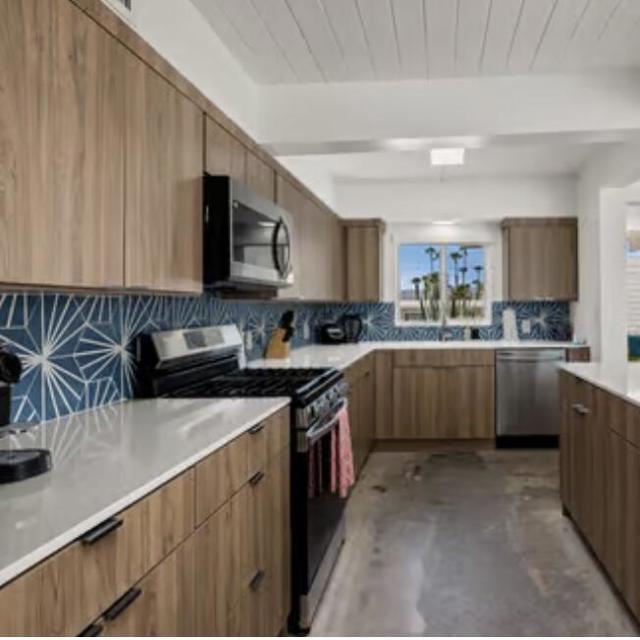 73421 Joshua Tree Street, Palm Desert CA: https://media.crmls.org/mediaz/0329505d-e996-4d30-af03-cf280f7e08c2.jpg