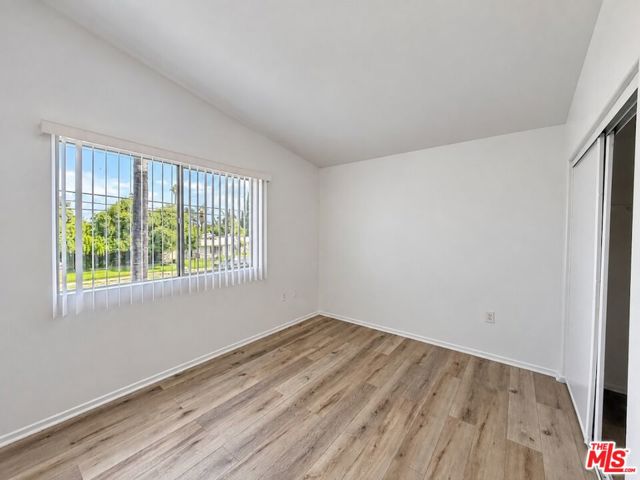 6545 Fulton Avenue, 205 photo 6