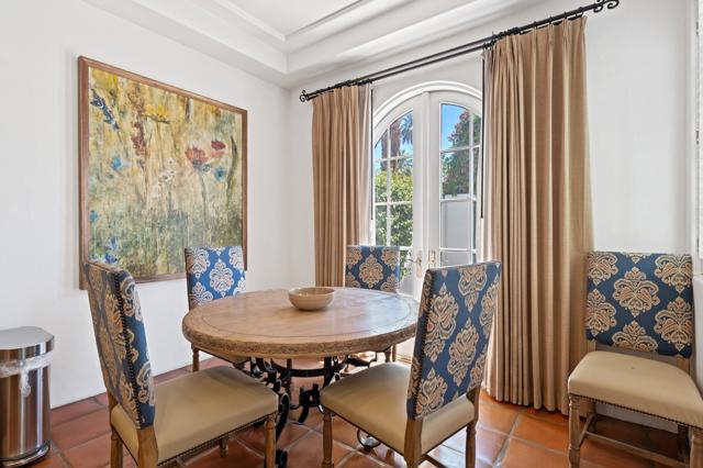 77500 Vista Flora, La Quinta CA: https://media.crmls.org/mediaz/032a3492-b3d8-4c16-8d1a-19aca84f171e.jpg