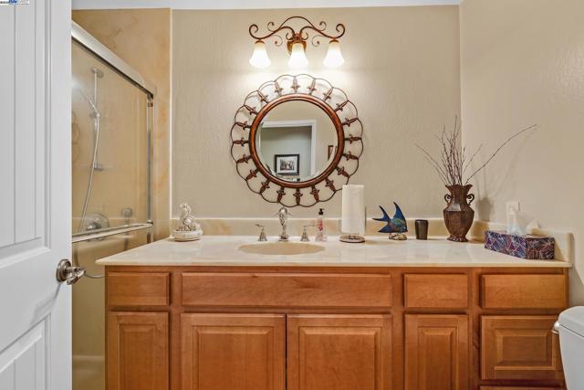 576 Emerald St, Livermore CA: https://media.crmls.org/mediaz/032a9f34-b377-4a30-a54d-5a11afd06bdb.jpg