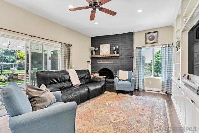1817 Sunny Slope Terrace, Escondido CA: https://media.crmls.org/mediaz/032ae0a6-ac0f-4d5e-97e9-4e6d565a74c4.jpg