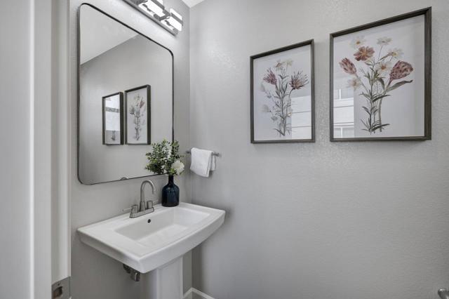 3079 Manuel Loop, San Jose CA: https://media.crmls.org/mediaz/032aee94-88bc-4ed2-a591-d5fe6bda24a2.jpg