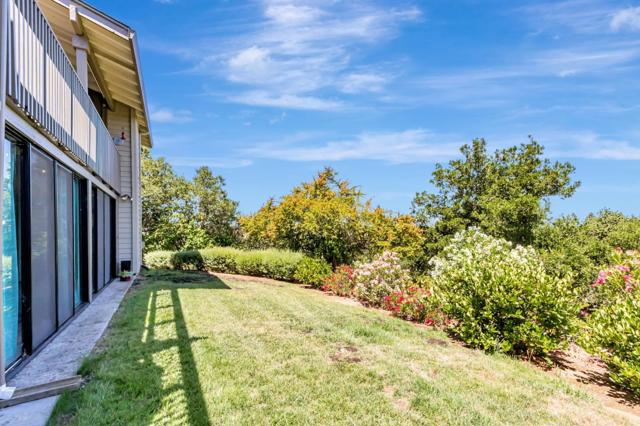 8463 Traminer Court, San Jose CA: https://media.crmls.org/mediaz/032b63bb-a684-4d23-a898-c3ceb965a832.jpg