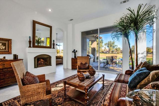 247 Loch Lomond Road, Rancho Mirage CA: https://media.crmls.org/mediaz/032c9ef1-e40f-47d3-ac60-0c0ae9a934c5.jpg
