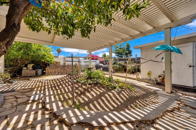 Detail Gallery Image 21 of 29 For 8739 Saint George St, Spring Valley,  CA 91977 - 3 Beds | 2 Baths