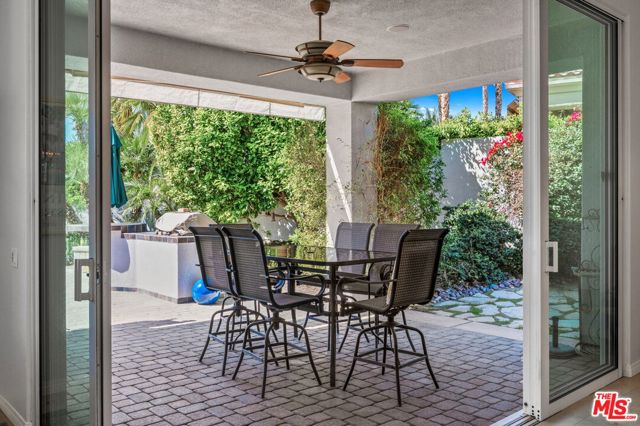 56645 Mountain, La Quinta CA: https://media.crmls.org/mediaz/032d8ce0-0e92-4e24-8d15-c64bfe8dbdef.jpg