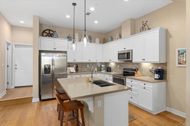 Image 10 of 32 For 7543 Canyon Drive